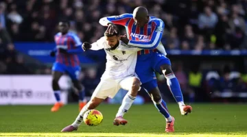 مانشستر يونايتد يعزز مركزه في الدوري الإنجليزي بفوز مهم على كريستال بالاس